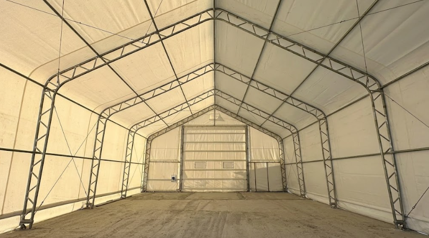 9,15 m x 15,25 m x 6,1 m - slika 3