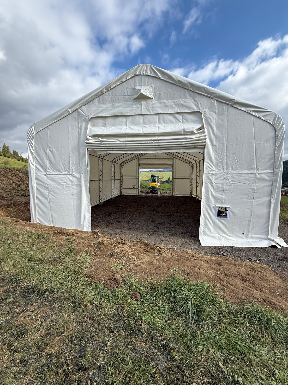 9,15 m x 15,25 m x 6,1 m - slika 7